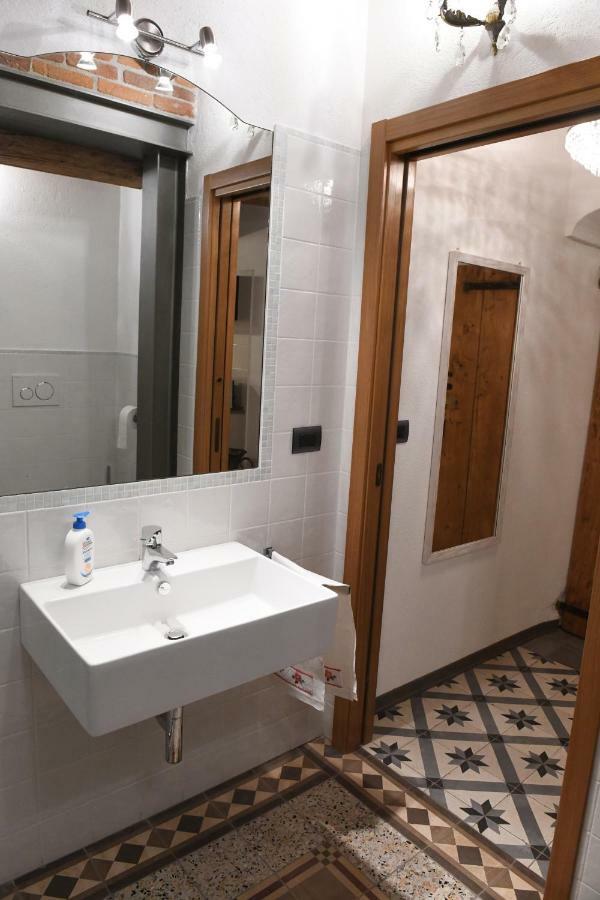 La Casa Di Eva Apartment Cuneo Ngoại thất bức ảnh