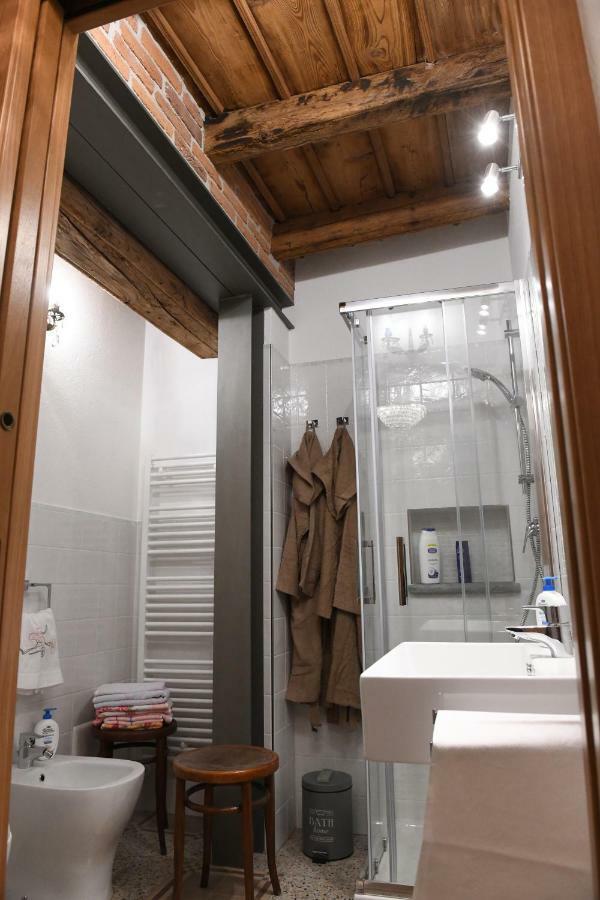 La Casa Di Eva Apartment Cuneo Ngoại thất bức ảnh