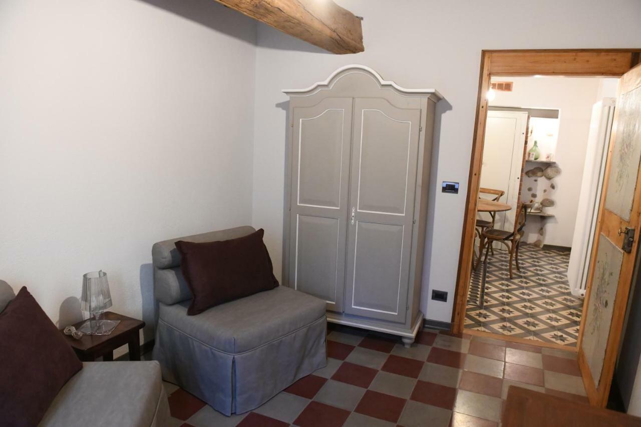 La Casa Di Eva Apartment Cuneo Ngoại thất bức ảnh