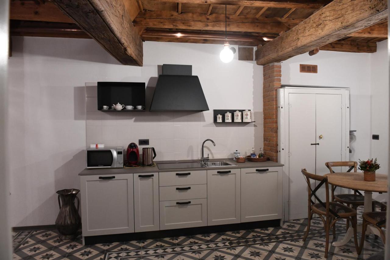 La Casa Di Eva Apartment Cuneo Ngoại thất bức ảnh